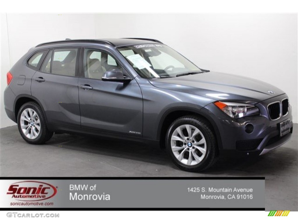 Mineral Grey Metallic BMW X1