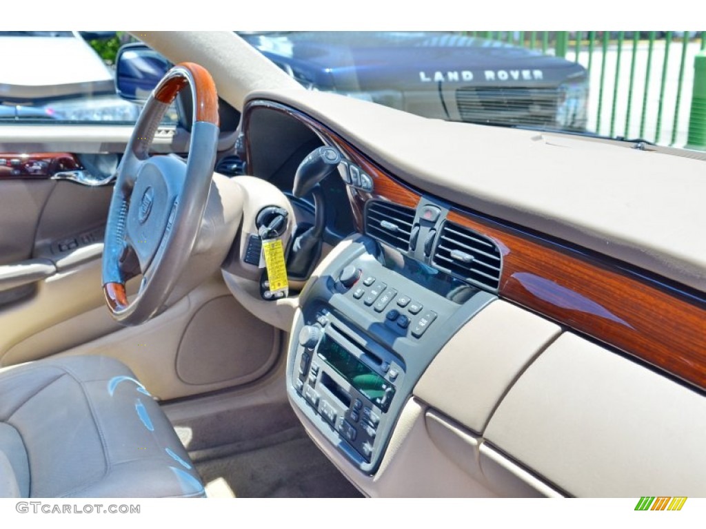 2004 DeVille DHS - Cashmere / Shale photo #21