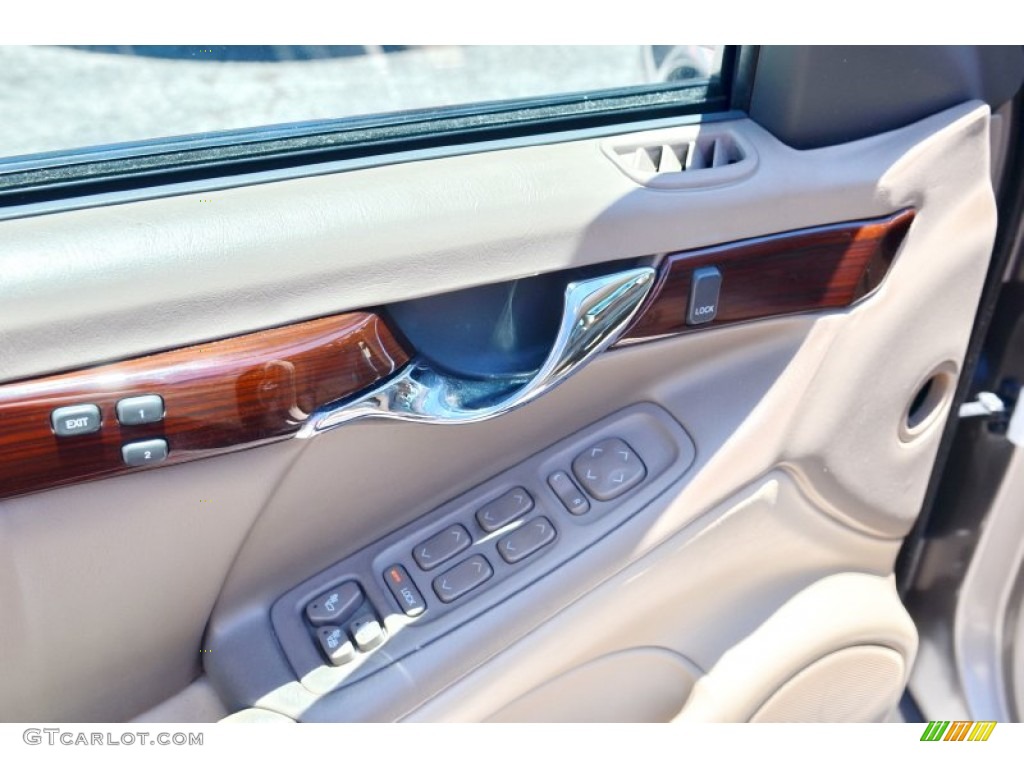 2004 DeVille DHS - Cashmere / Shale photo #42