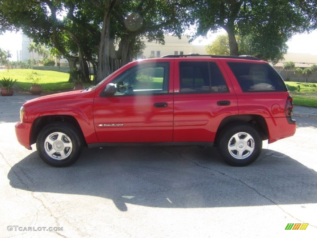 2002 TrailBlazer LS - Victory Red / Dark Pewter photo #2