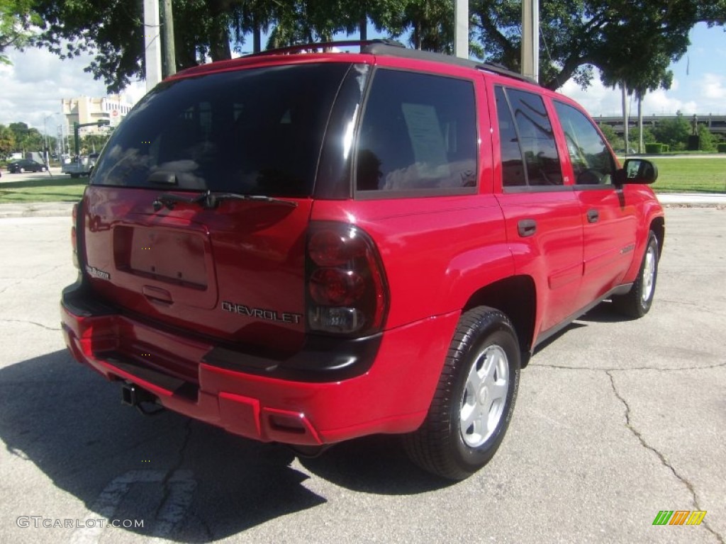 2002 TrailBlazer LS - Victory Red / Dark Pewter photo #5