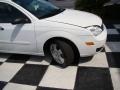 Cloud 9 White - Focus ZX5 SES Hatchback Photo No. 10