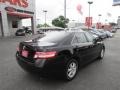 Black - Camry LE Photo No. 7