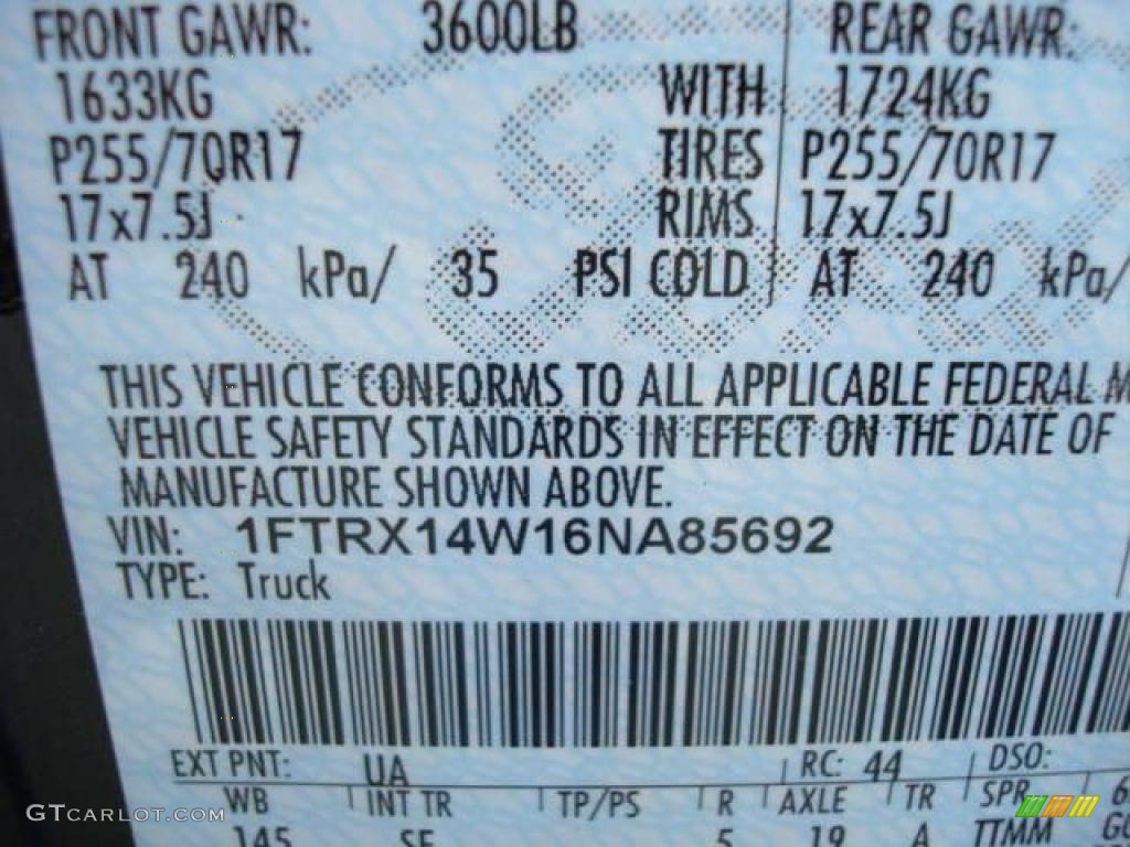 2006 F150 STX SuperCab 4x4 - Black / Medium/Dark Flint photo #19