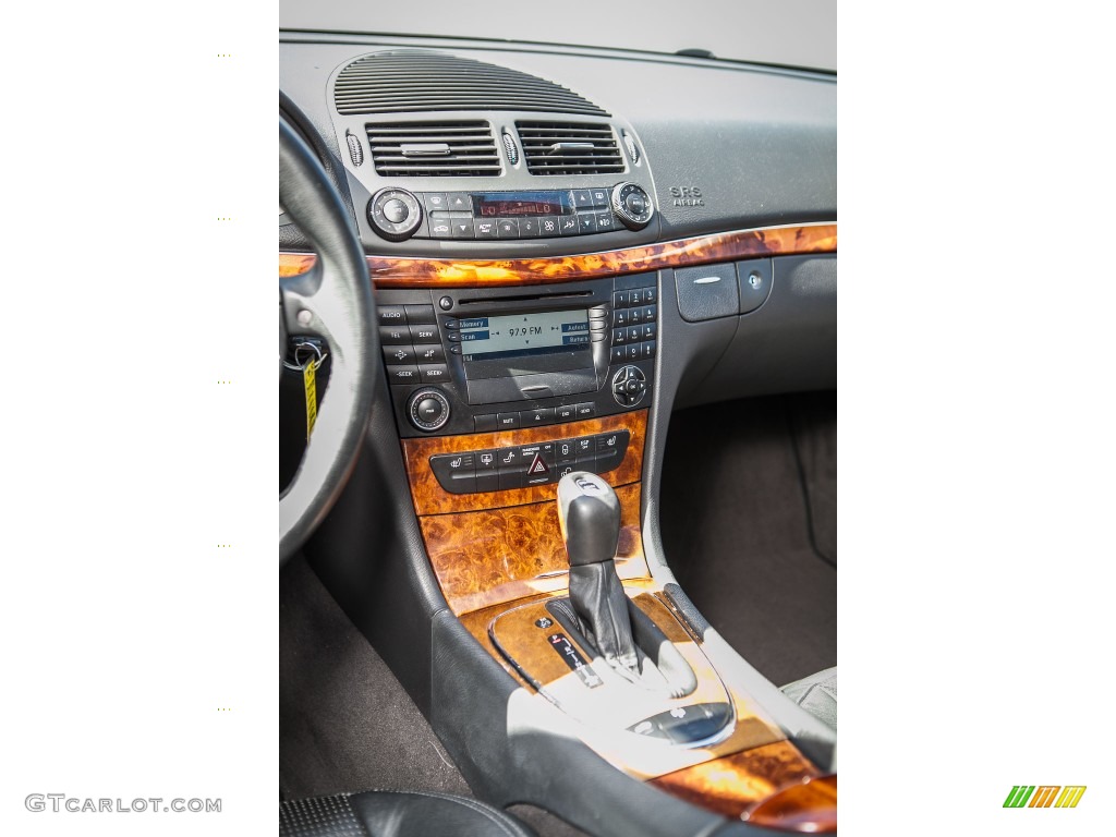2003 Mercedes-Benz E 55 AMG Sedan Controls Photos