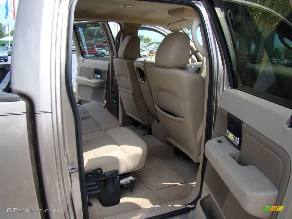 2006 F150 XLT SuperCrew - Arizona Beige Metallic / Tan photo #14