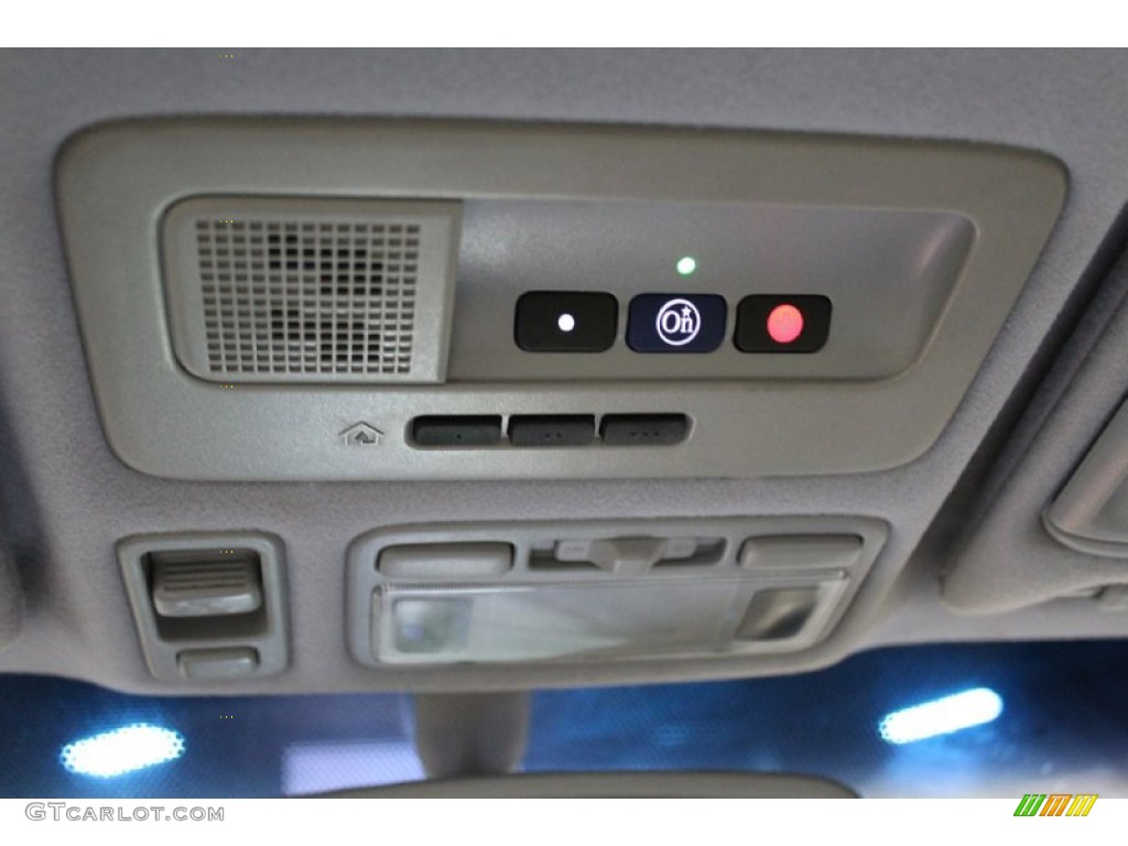 2004 RL 3.5 - Satin Silver Metallic / Slate photo #26