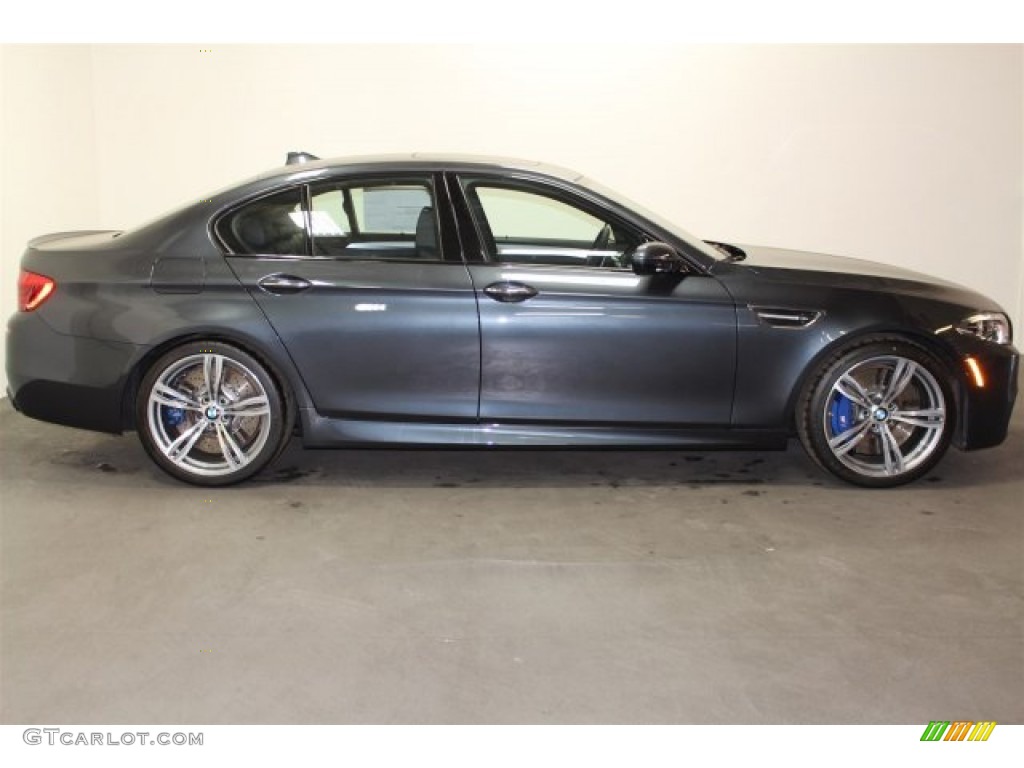 2015 M5 Sedan - Singapore Grey Metallic / Black photo #2