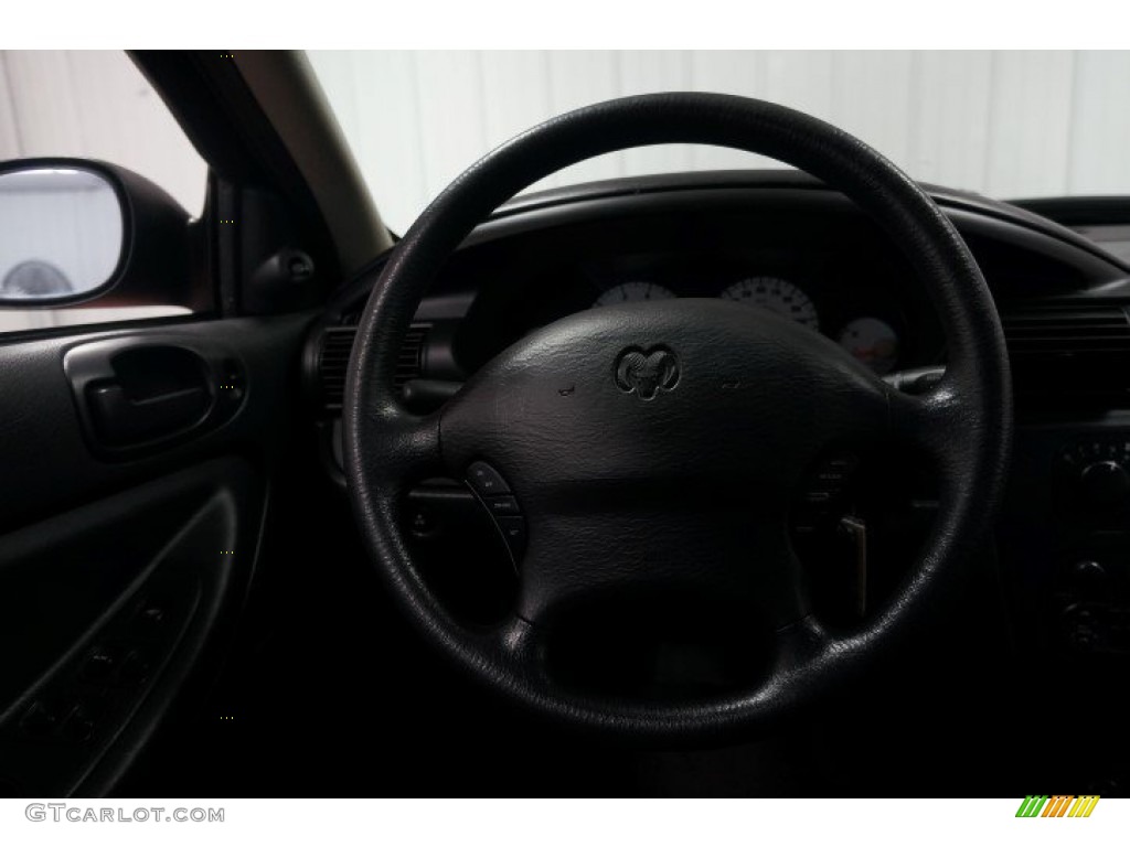 2004 Stratus SE Sedan - Black / Dark Slate Gray photo #22