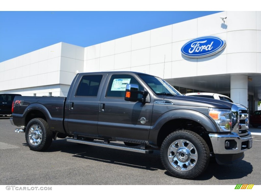 Magnetic Metallic 2016 Ford F250 Super Duty Lariat Crew Cab 4x4 Exterior Photo #104858183