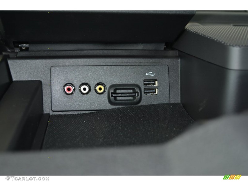 2016 F250 Super Duty Lariat Crew Cab 4x4 - Magnetic Metallic / Black photo #19