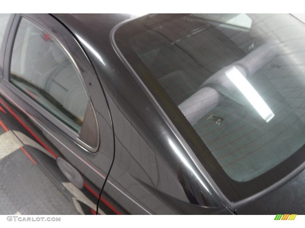 2004 Stratus SE Sedan - Black / Dark Slate Gray photo #73