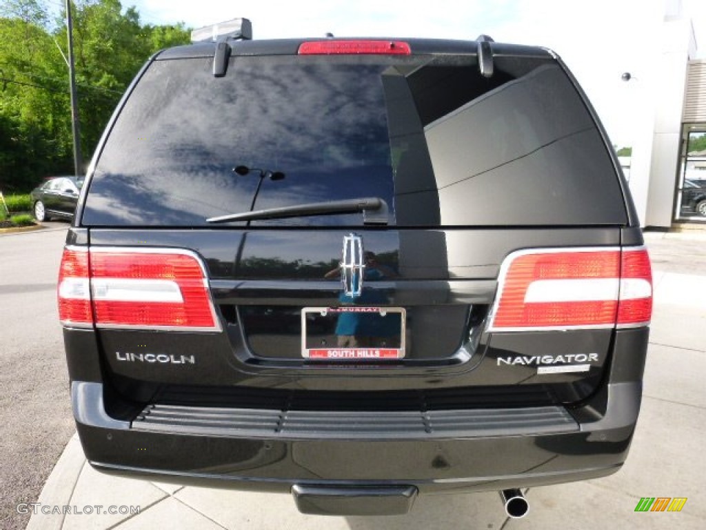 2012 Navigator L 4x4 - Black / Canyon/Black photo #4