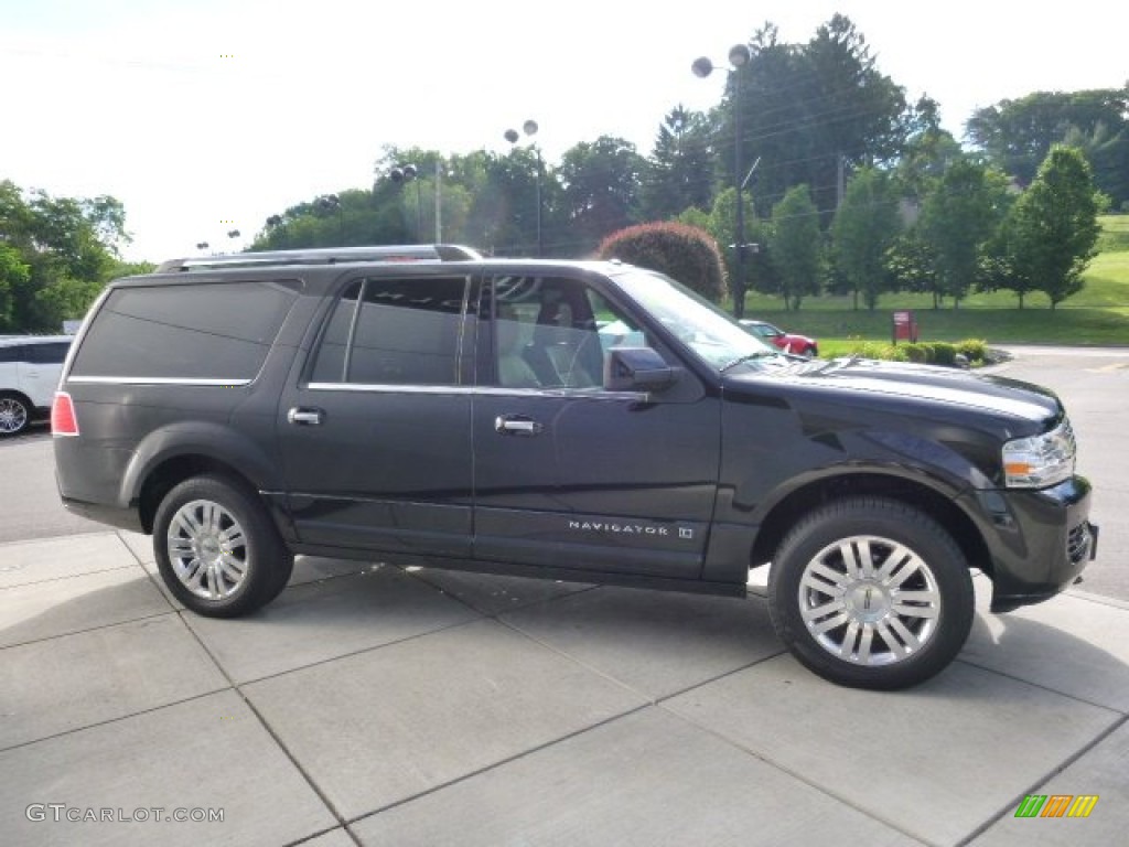 2012 Navigator L 4x4 - Black / Canyon/Black photo #5