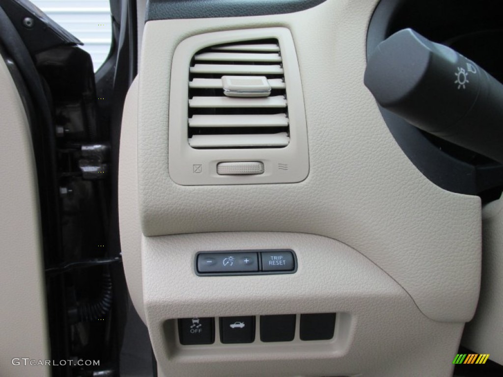 2013 Altima 2.5 SV - Java Metallic / Beige photo #43