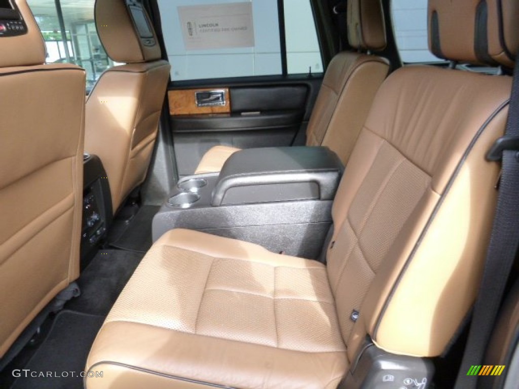 2012 Navigator L 4x4 - Black / Canyon/Black photo #14