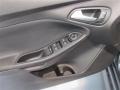 Magnetic Metallic - Focus SE Sedan Photo No. 14