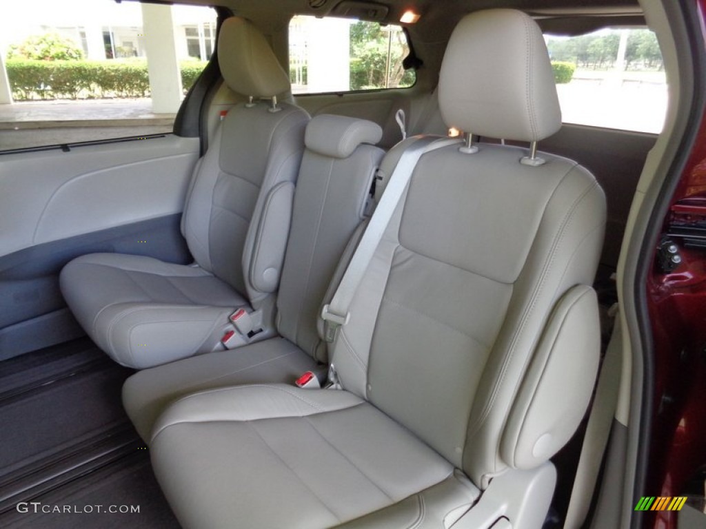 2015 Toyota Sienna XLE Rear Seat Photos