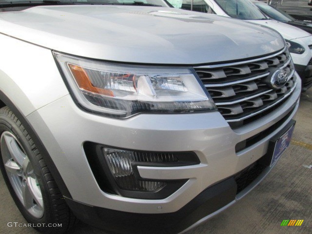 2016 Explorer XLT - Ingot Silver Metallic / Ebony Black photo #18