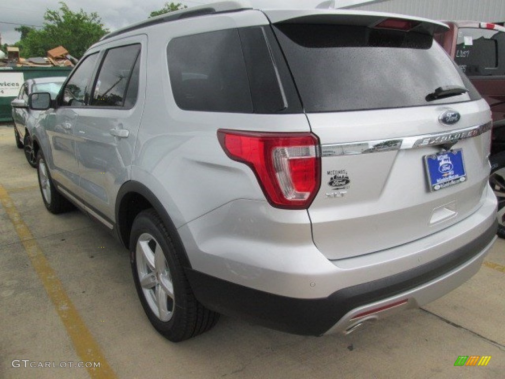 2016 Explorer XLT - Ingot Silver Metallic / Ebony Black photo #21