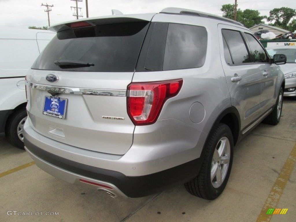 2016 Explorer XLT - Ingot Silver Metallic / Ebony Black photo #29