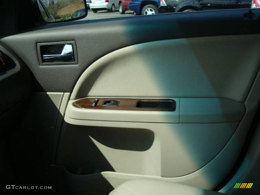 2008 Taurus Limited - Silver Birch Metallic / Medium Light Stone photo #17