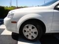 Absolute White - Forenza Sedan Photo No. 21