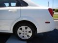 Absolute White - Forenza Sedan Photo No. 22