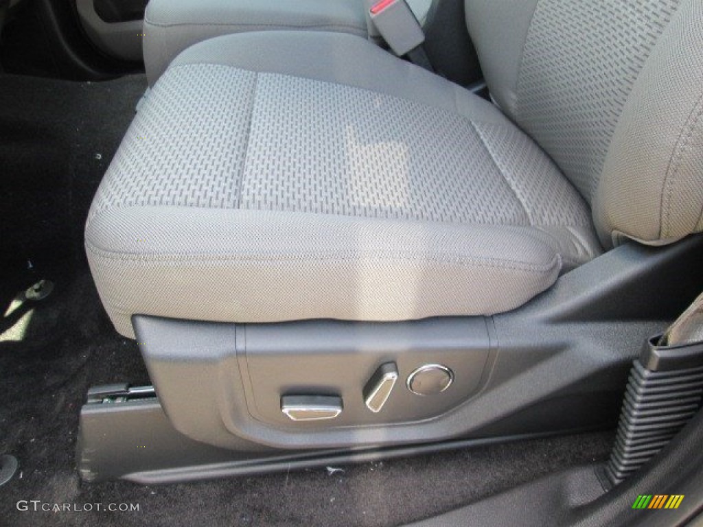 2015 F150 XLT SuperCrew - Magnetic Metallic / Medium Earth Gray photo #25