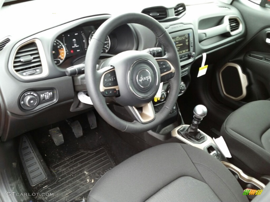 Black Interior 2015 Jeep Renegade Latitude Photo #104880047