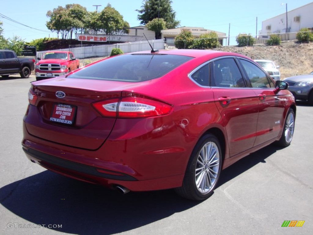 2013 Fusion Hybrid SE - Ruby Red Metallic / Dune photo #7