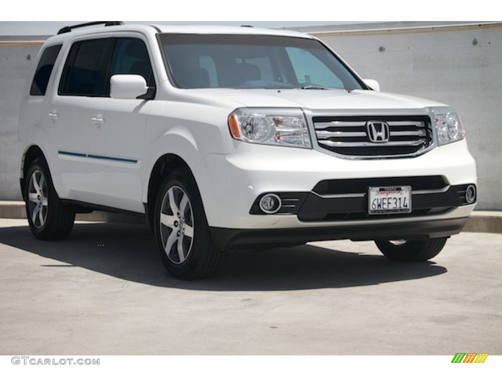 White Diamond Pearl Honda Pilot