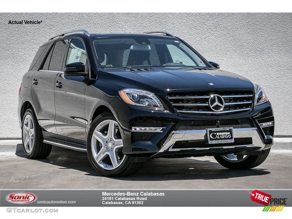 2015 ML 400 4Matic - Black / Black photo #1