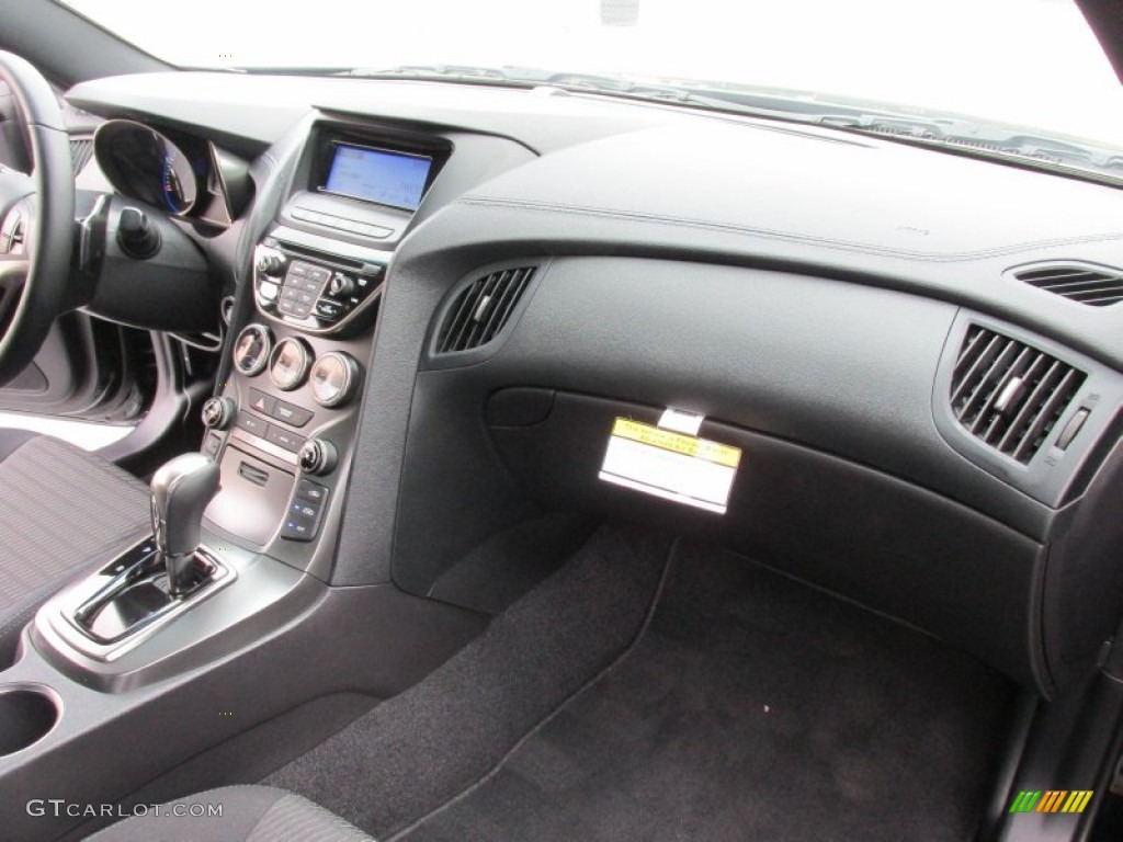 2015 Genesis Coupe 3.8 - Caspian Black / Black photo #16