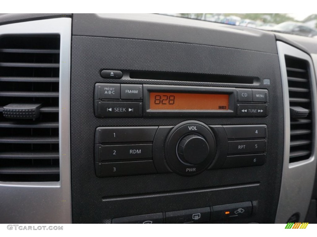 2010 Xterra S - Avalanche White / Gray photo #19