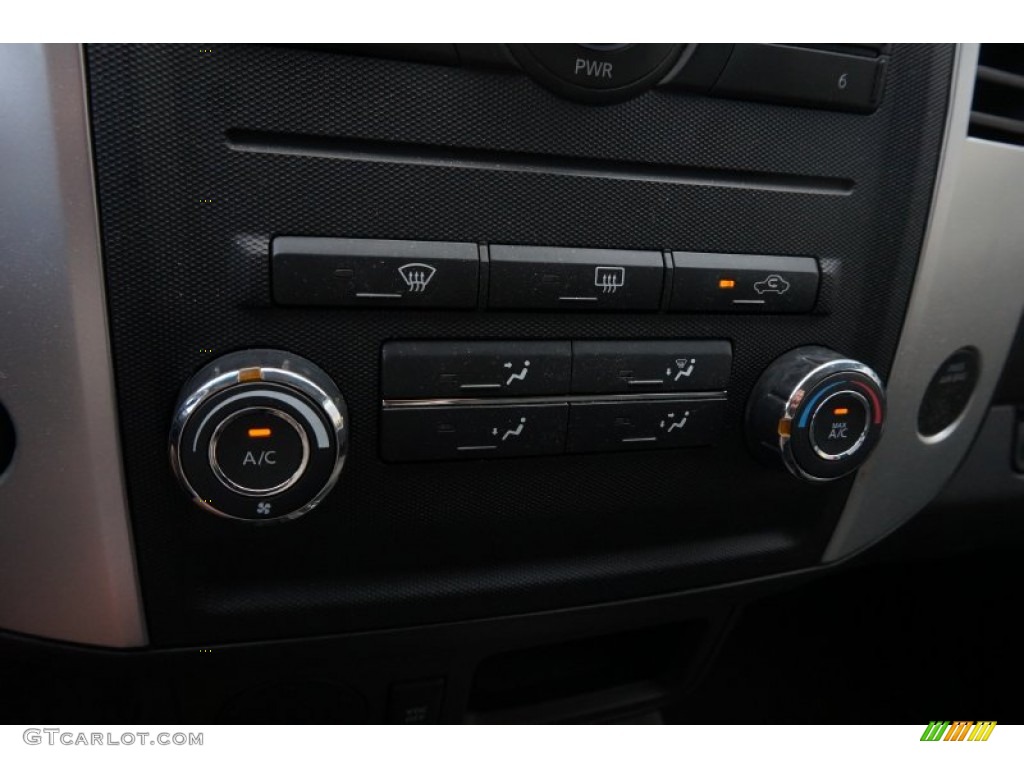 2010 Xterra S - Avalanche White / Gray photo #20