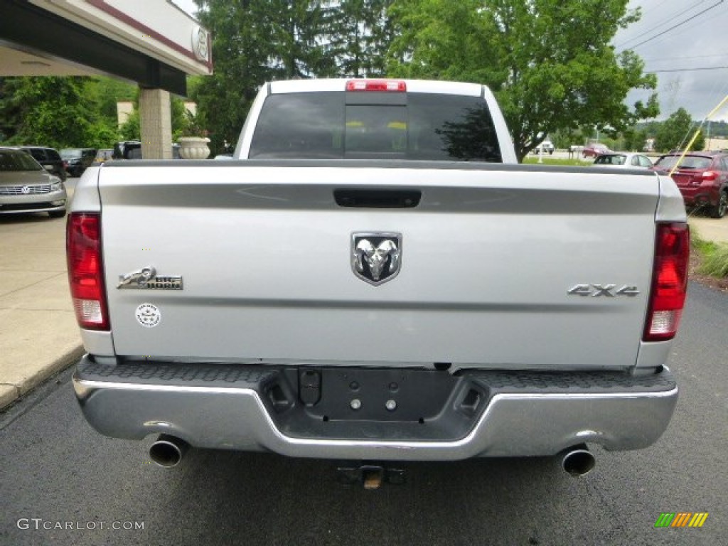 2014 1500 SLT Crew Cab 4x4 - Bright Silver Metallic / Black/Diesel Gray photo #9