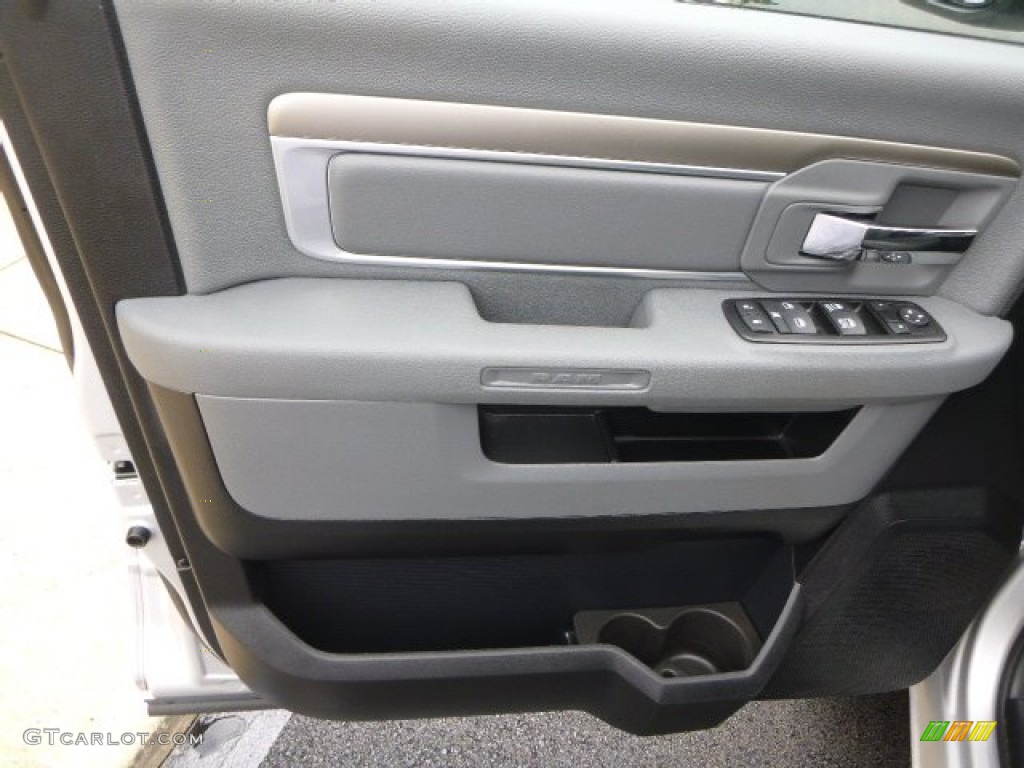 2014 1500 SLT Crew Cab 4x4 - Bright Silver Metallic / Black/Diesel Gray photo #15