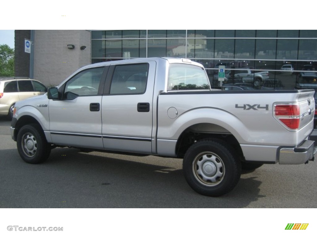 2010 F150 XL SuperCrew 4x4 - Ingot Silver Metallic / Medium Stone photo #2
