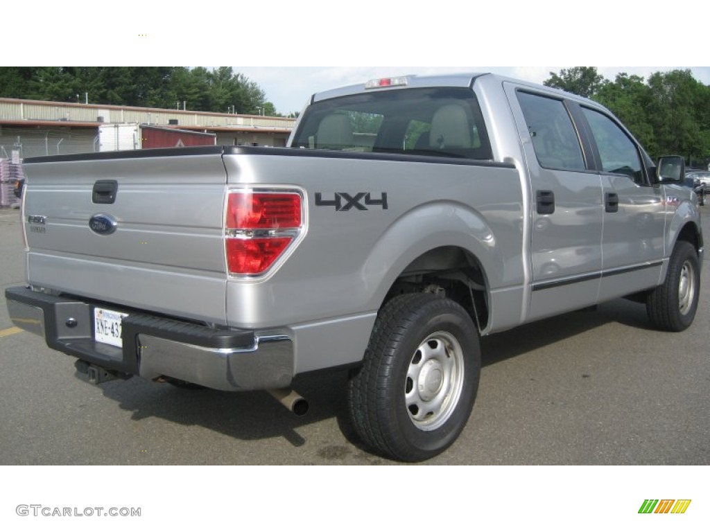 2010 F150 XL SuperCrew 4x4 - Ingot Silver Metallic / Medium Stone photo #4