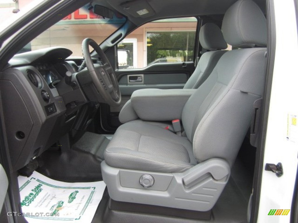 2011 F150 XL SuperCab 4x4 - Oxford White / Steel Gray photo #16