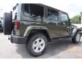 Tank - Wrangler Unlimited Sahara 4x4 Photo No. 3