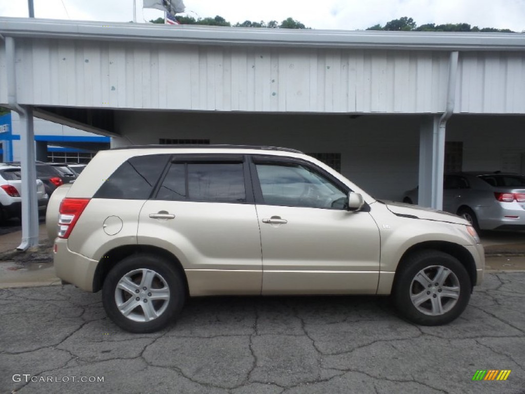 2007 Grand Vitara Luxury 4x4 - Clear Beige Metallic / Black photo #1