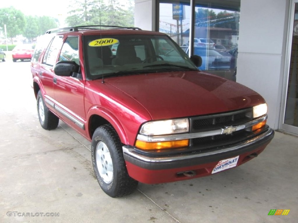 2000 Blazer LS 4x4 - Majestic Red Metallic / Graphite Gray photo #1