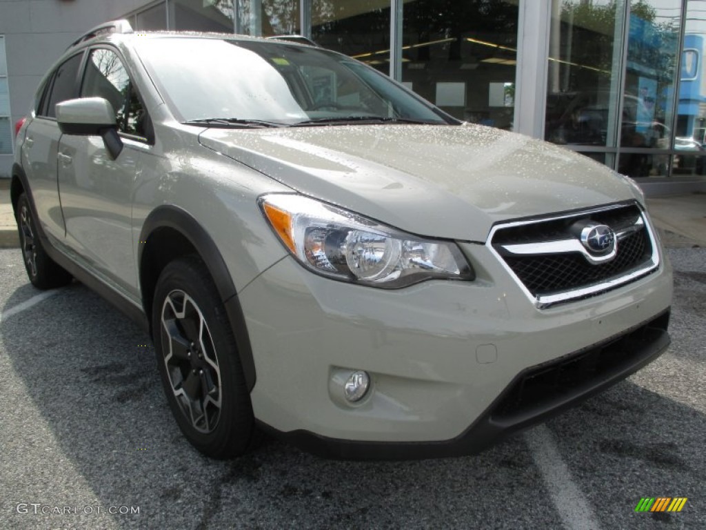 2015 XV Crosstrek 2.0i Premium - Desert Khaki / Black photo #2