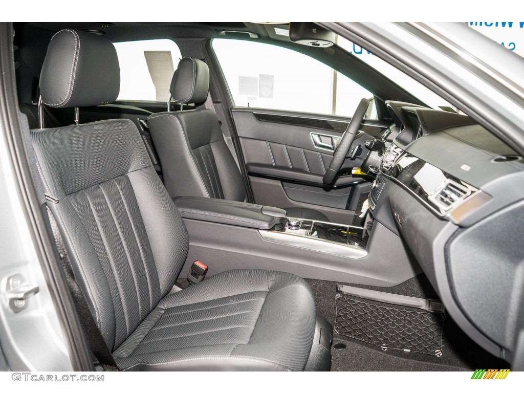 Black Interior 2016 Mercedes-Benz E 400 Sedan Photo #104907278