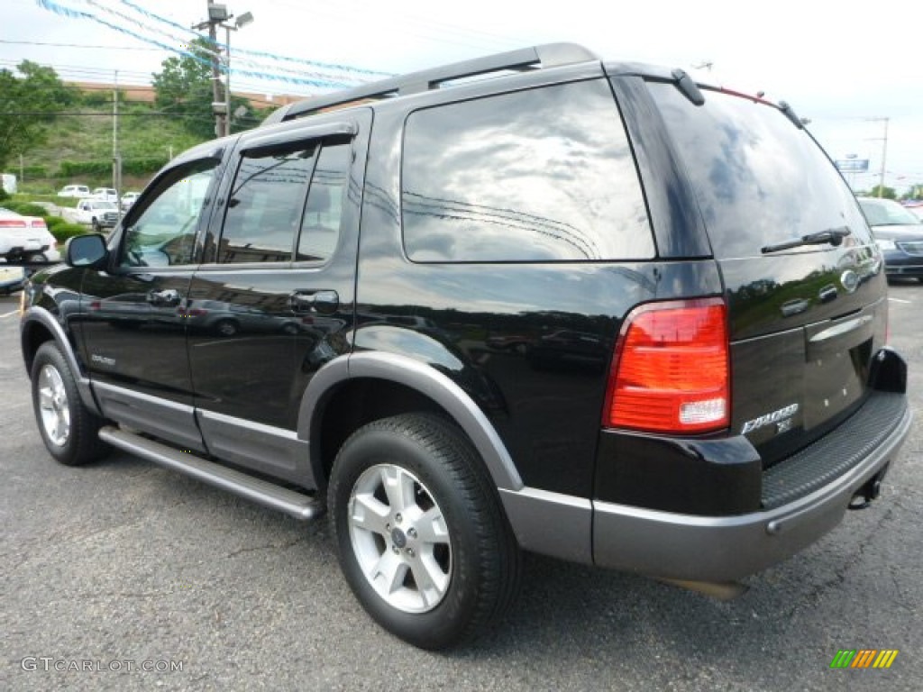2005 Explorer XLT 4x4 - Black / Midnight Grey photo #4