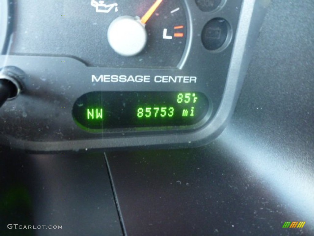 2005 Explorer XLT 4x4 - Black / Midnight Grey photo #14