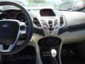 Ingot Silver - Fiesta SE Hatchback Photo No. 14