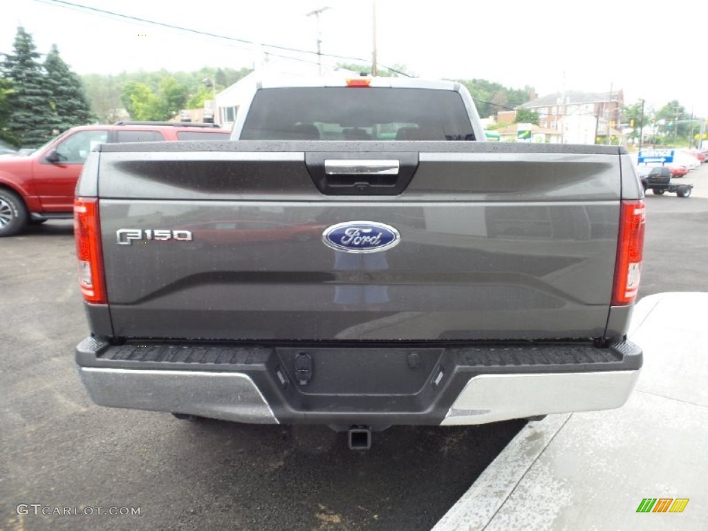 2015 F150 XLT SuperCrew 4x4 - Magnetic Metallic / Medium Earth Gray photo #4